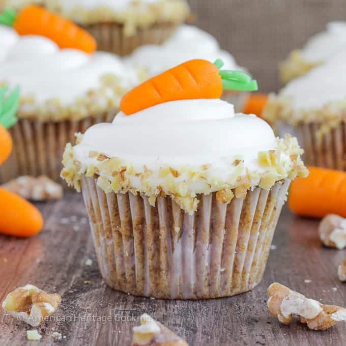 These are the moistest, most delicious Carrot Cake Cupcakes 